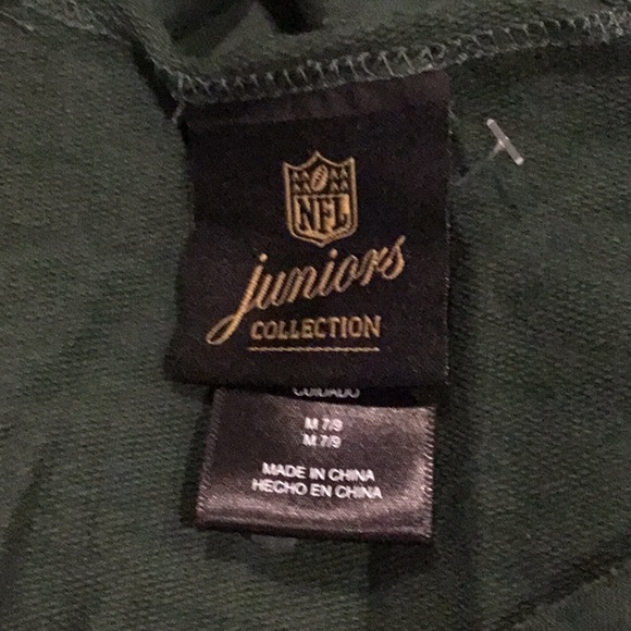 NFL Juniors Athletics top. - Picture 7 of 7